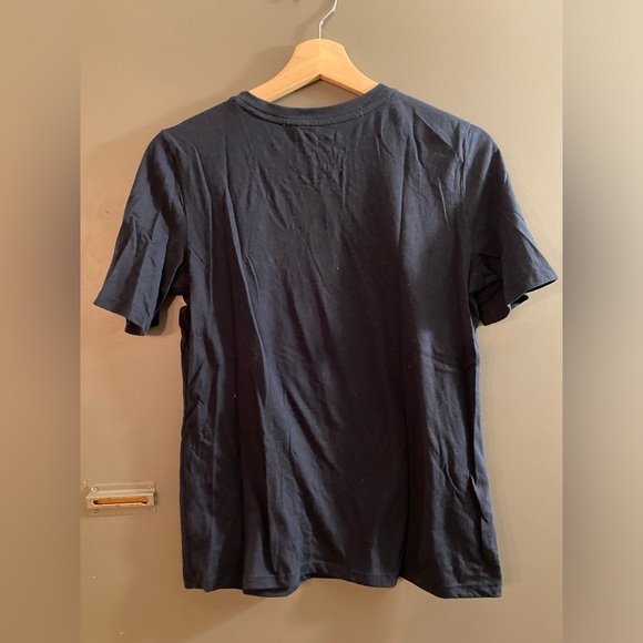 Banana Republic Graphic T-Shirt Sailboat in Preppy Navy - Picture 2 of 4